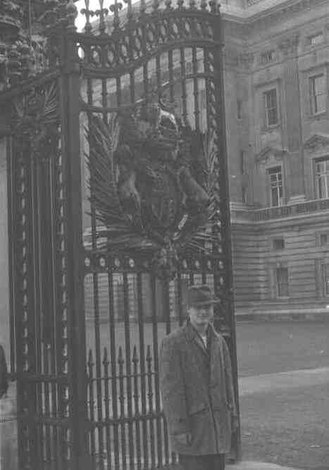 ANITA12.jpg (19954 bytes)