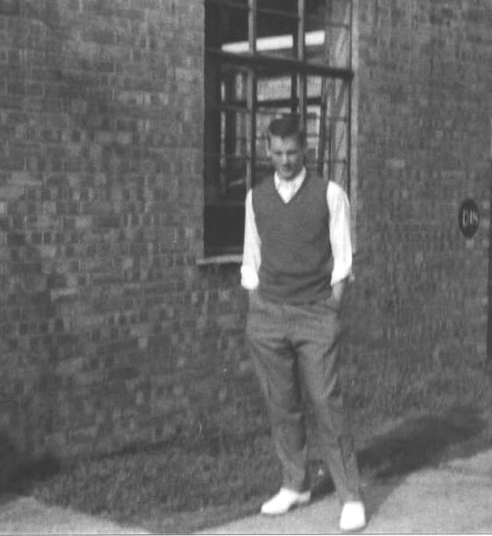 Gene9f.jpg (36460 bytes)